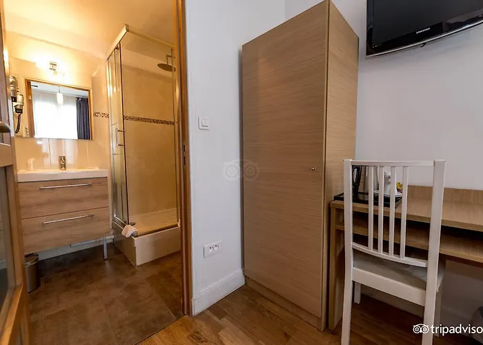 De L'union 3* Parijs