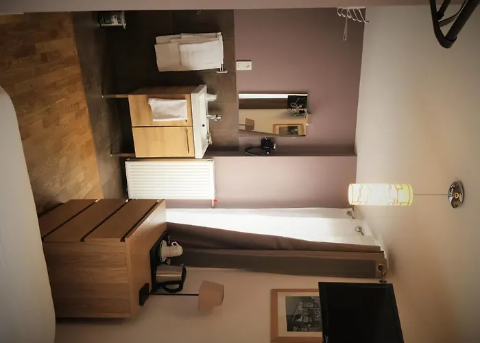 De L'union 3* Parijs